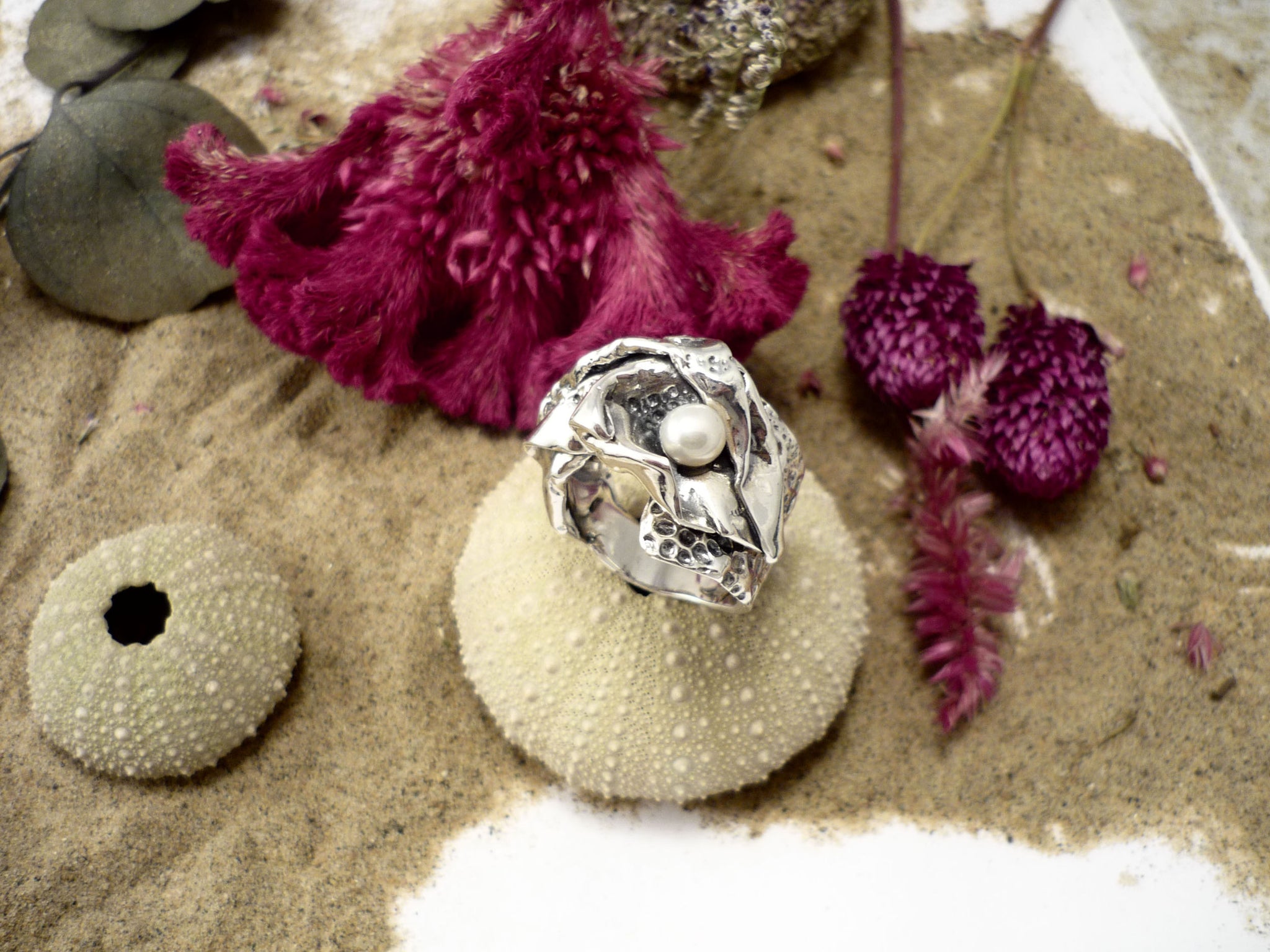 Rebelle des mers, bague unique avec perle fait au Québec