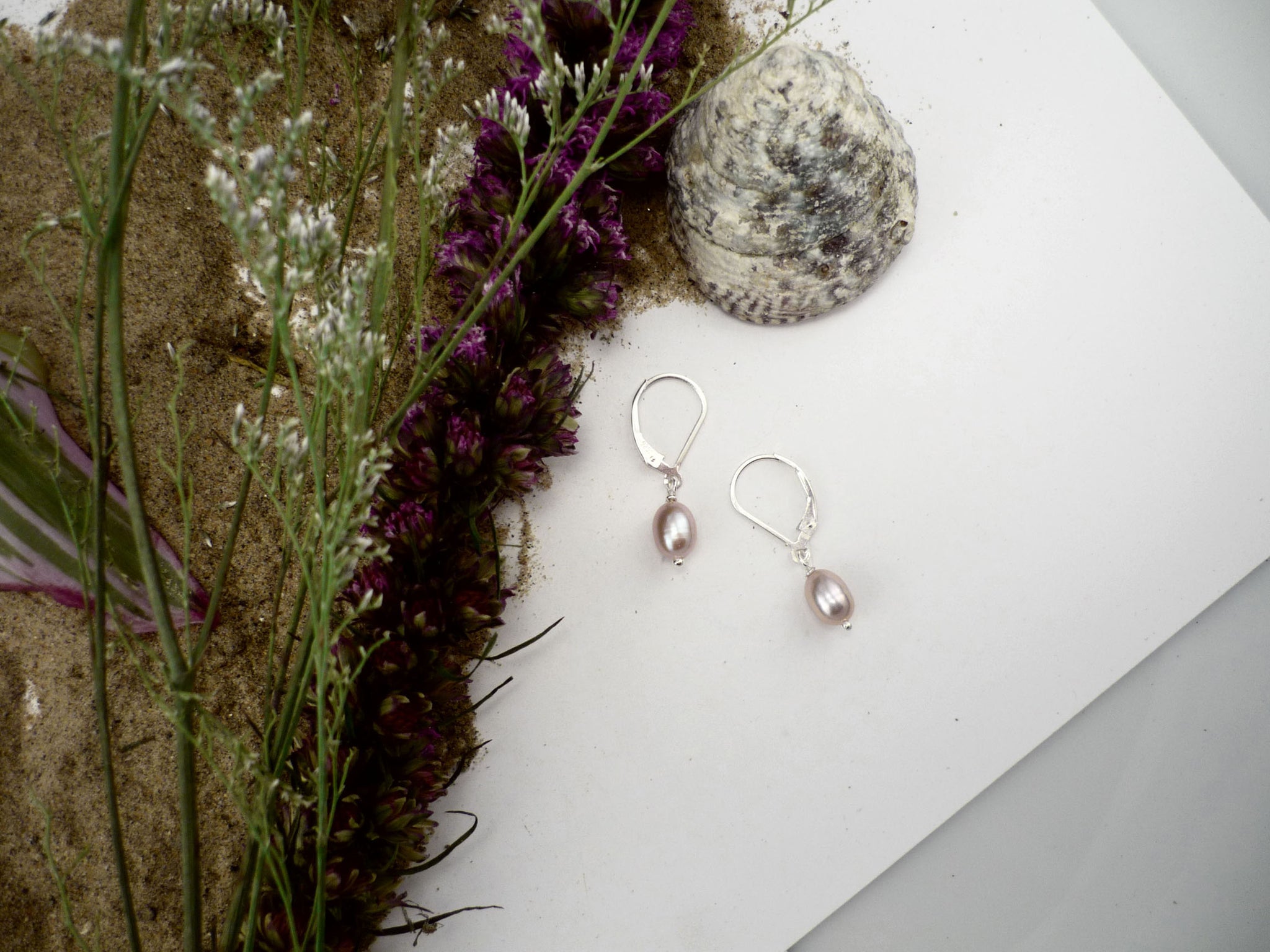 WHITE FRESHWATER PEARL, pearl earrings