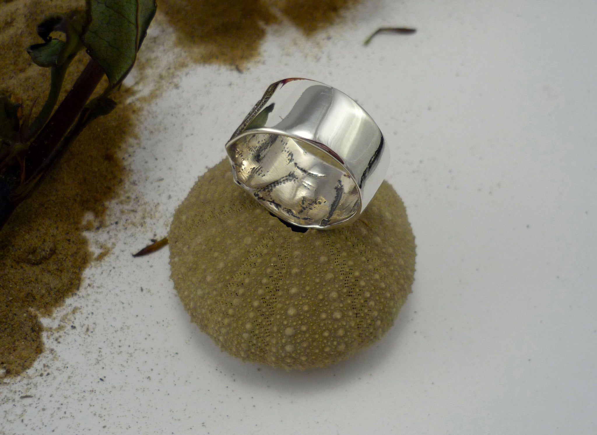 SEA URCHIN IMPRINT BAND RING, unisex wide necklace with beautiful lace made from a sea urchin shell cast