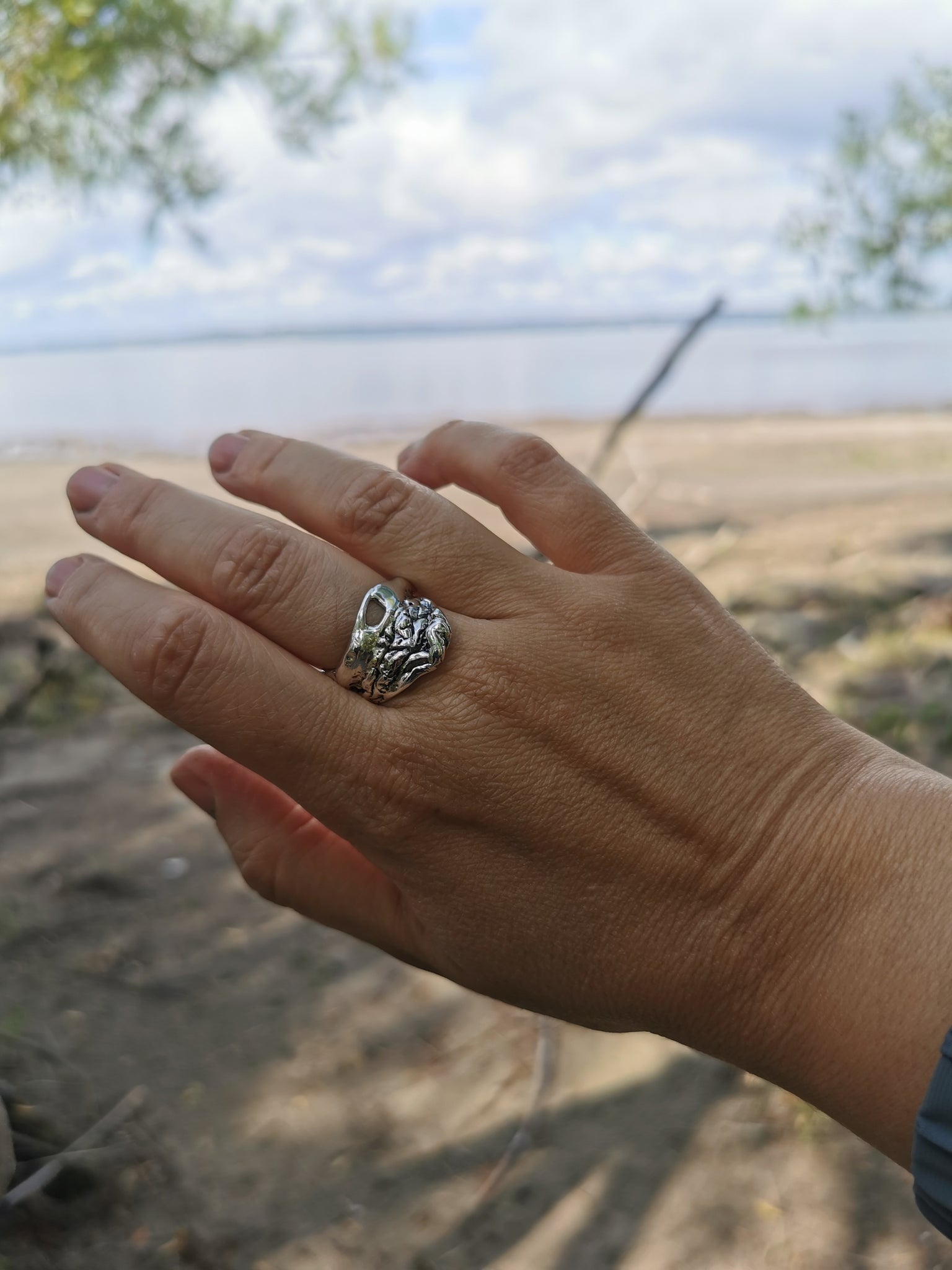 Évasion, bague empilable en argent sterling en forme de vague - inspiration bord de mer - fait au Canada