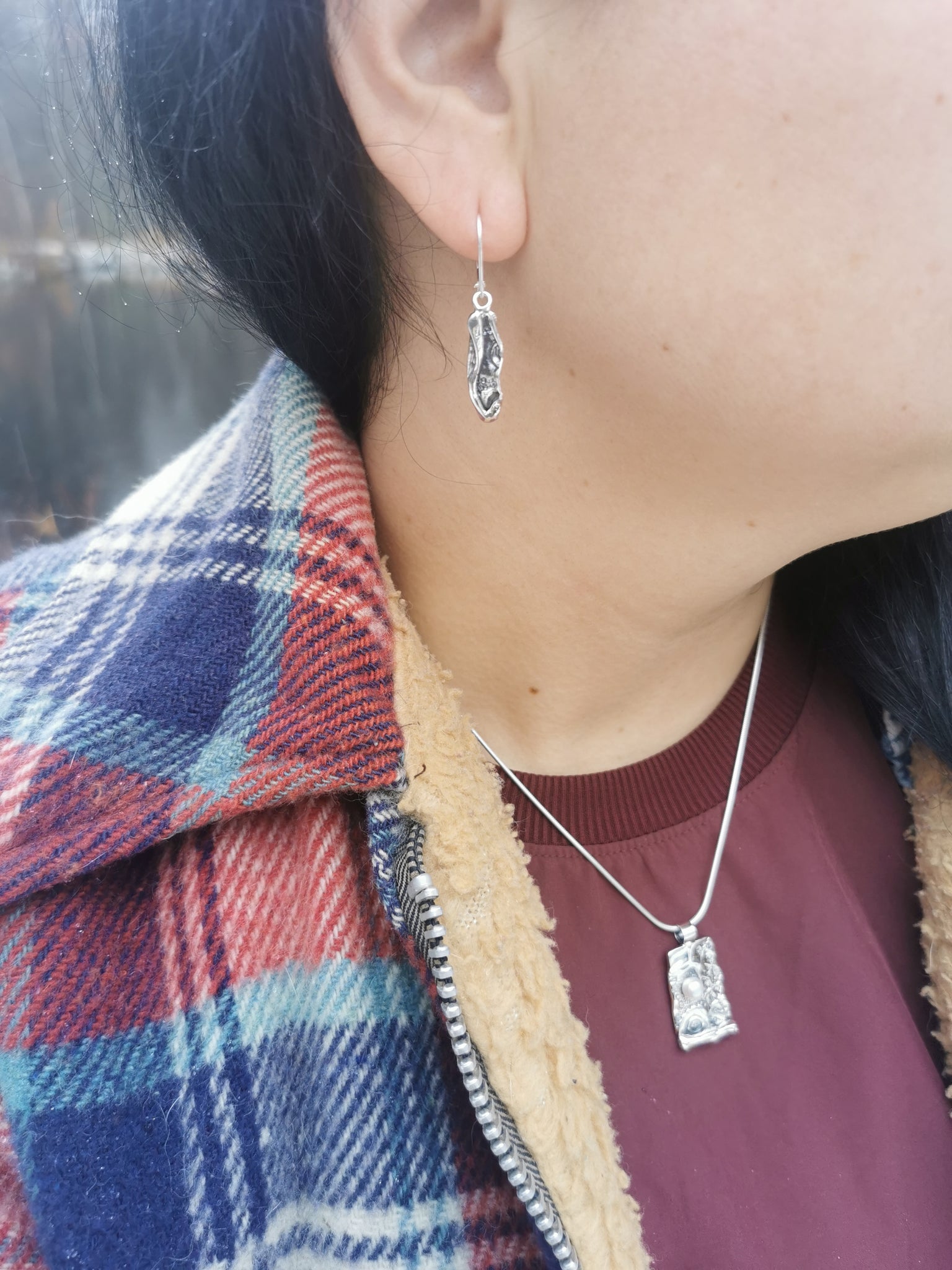 Marée basse, boucles d'oreilles moyennes texturées en argent sterling - inspiration bord de mer