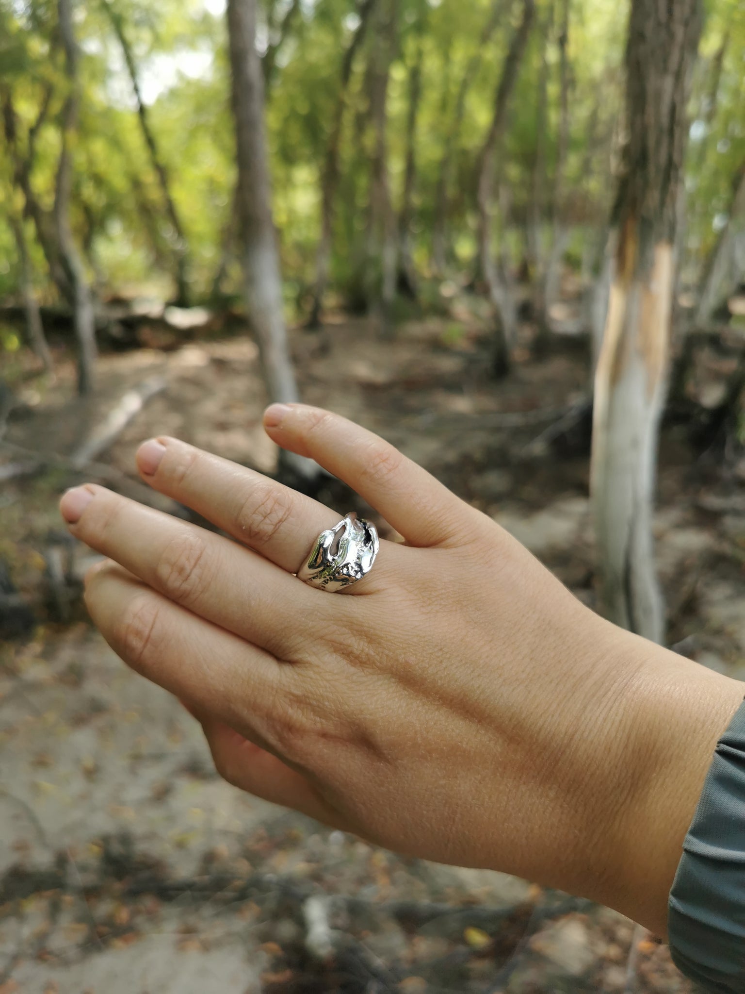 Horizon, bague empilable en argent sterling en forme de vague - inspiration bord de mer - fait au Canada