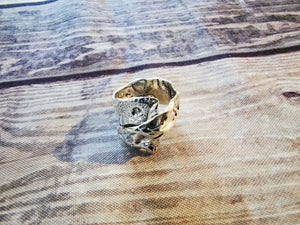 SEA SUN, unique ring with a texture of grains: rice, sunflower and sea urchin shell