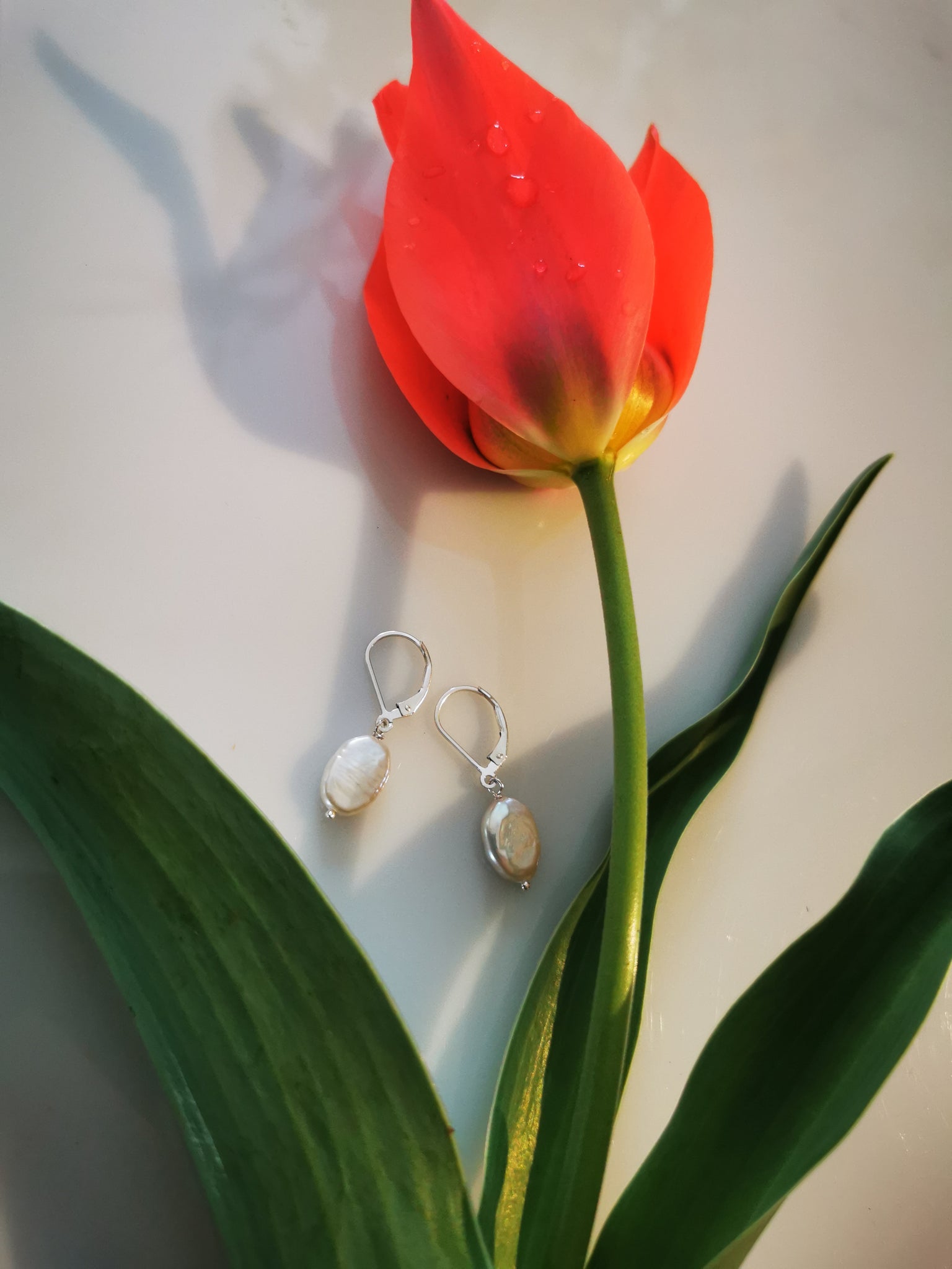 AUTHENTIC, oval pearl earrings