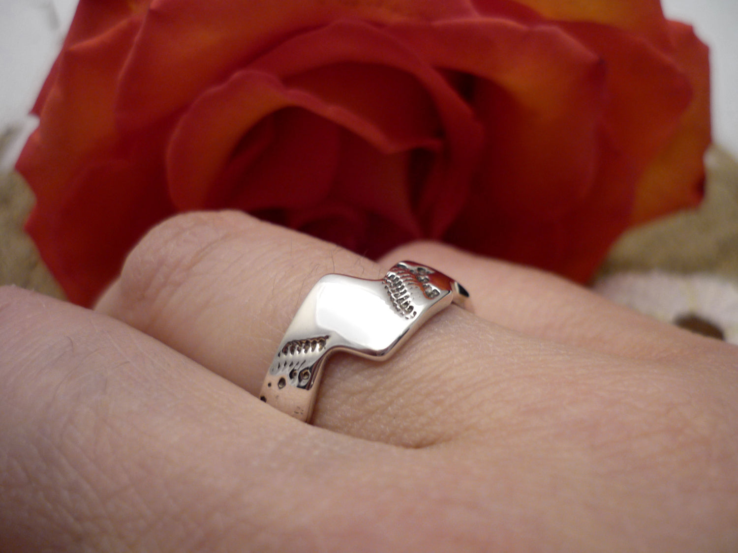 VAGUE, bague argent sterling 925 – Marie-Eve Bordeleau, Sculptures