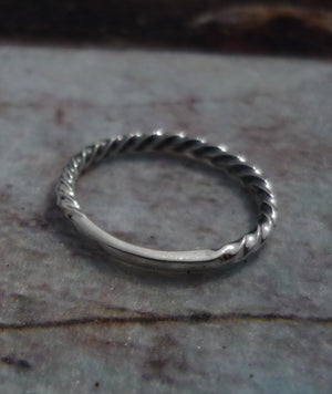 TWISTED RING SMOOTH PART, simple and minimalist sterling silver ring